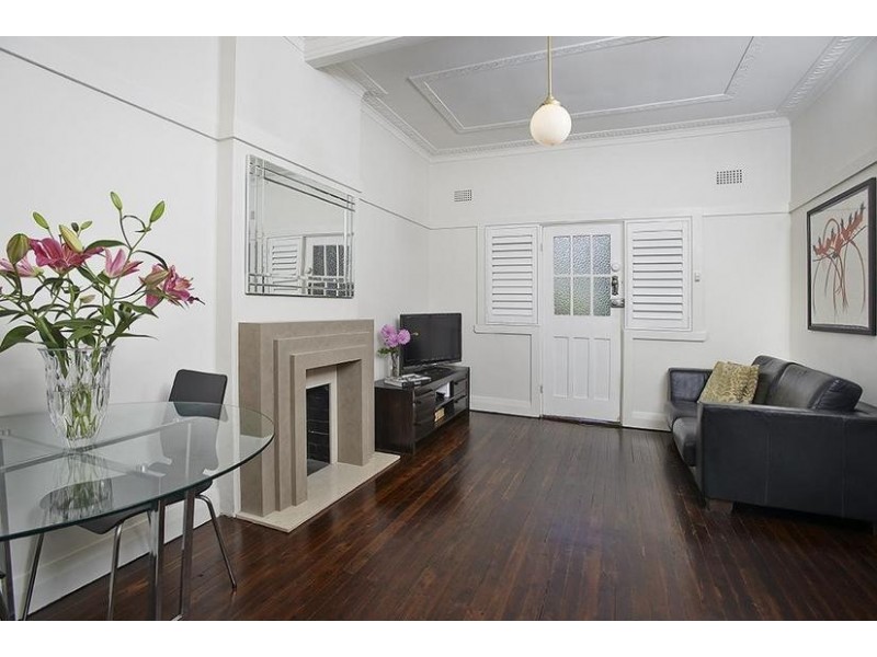 2/2 Rose Street, Ashfield NSW 2131