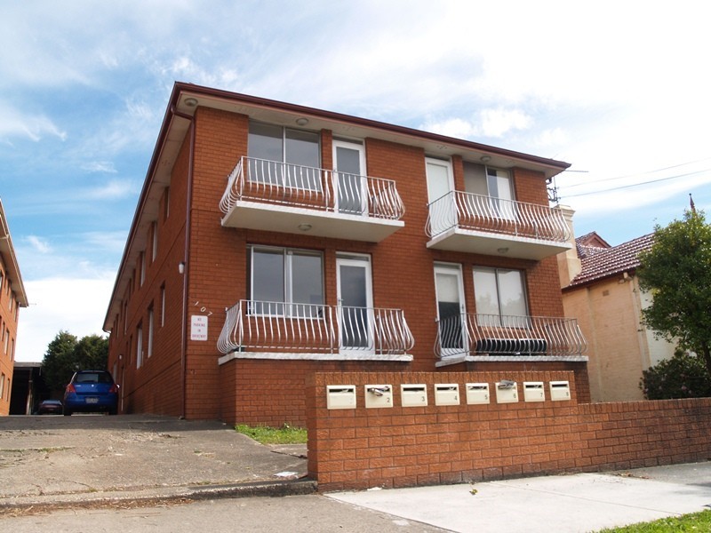8/107 Livingstone Road, Marrickville NSW 2204