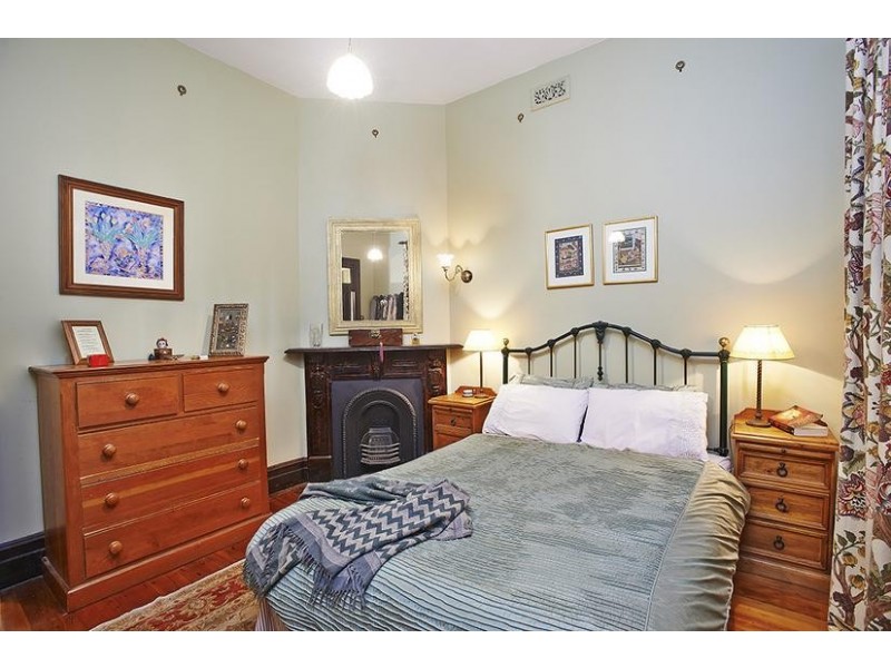 18 Randall Street, Marrickville NSW 2204