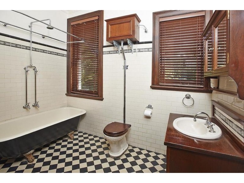 18 Randall Street, Marrickville NSW 2204