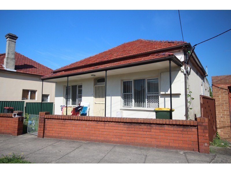 2/16 Francis Street, Marrickville NSW 2204