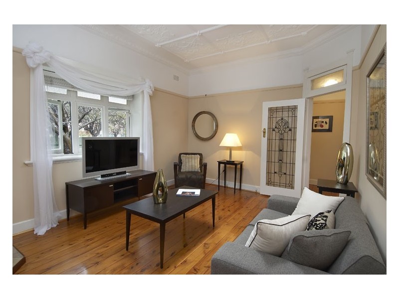 11 Goodwin Avenue, Ashfield NSW 2131