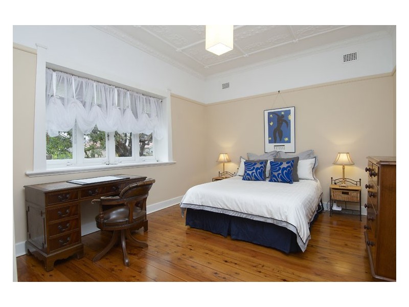 11 Goodwin Avenue, Ashfield NSW 2131