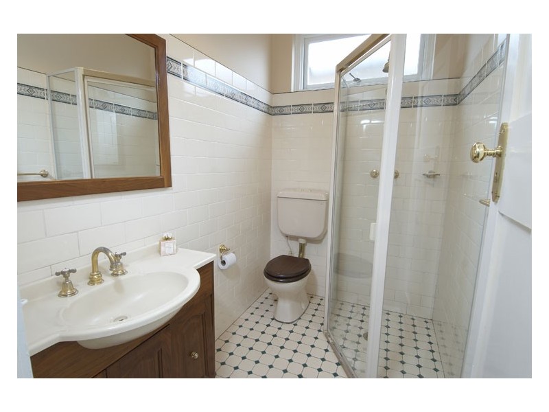 11 Goodwin Avenue, Ashfield NSW 2131