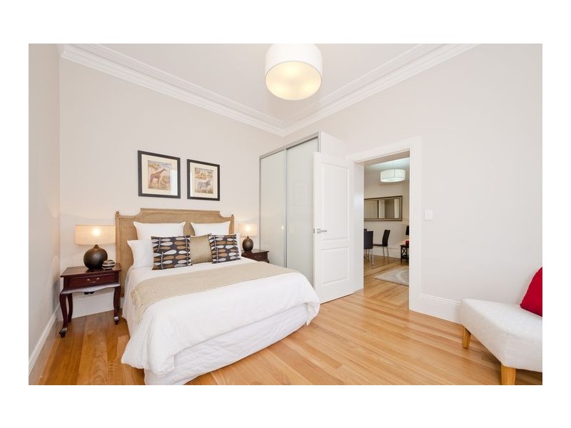 6/2 Victoria Square, Ashfield NSW 2131