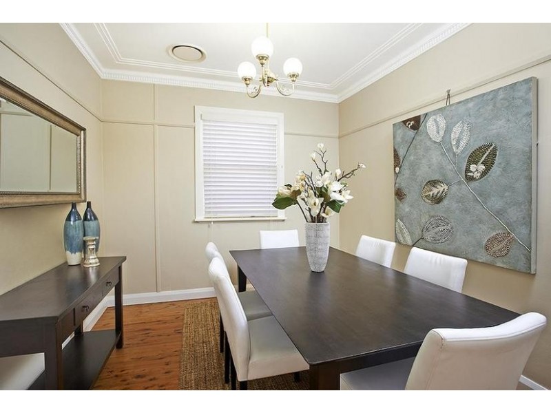 18 Victoria Square, Ashfield NSW 2131