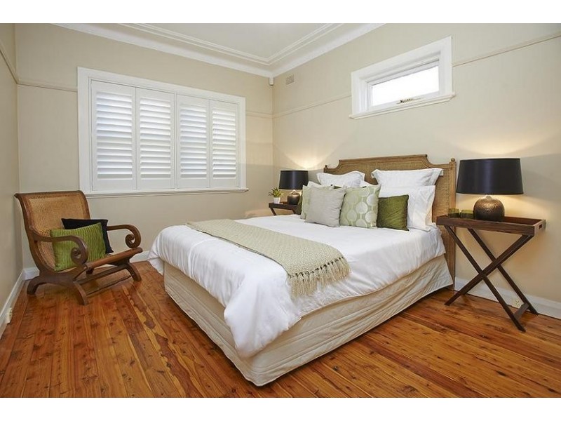 18 Victoria Square, Ashfield NSW 2131