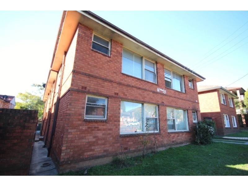 4/11 Graham Road, Narwee NSW 2209