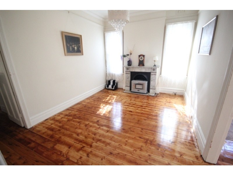 25 Old Canterbury Rd, Lewisham NSW 2049