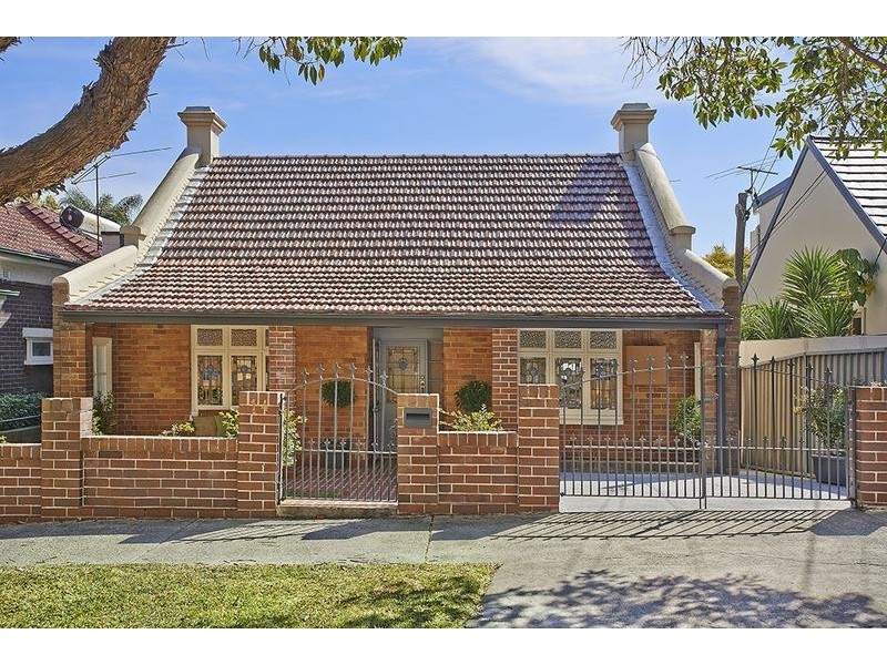 14 The Boulevarde, Lewisham NSW 2049