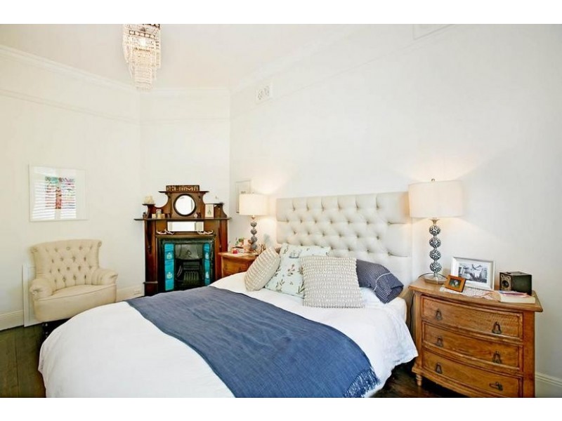 87 Hawthorne Parade, Haberfield NSW 2045