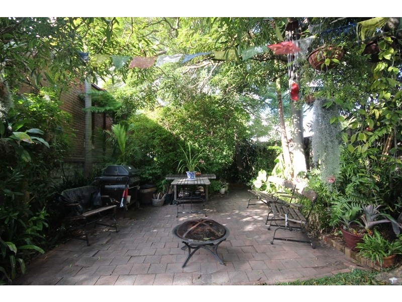 2/23 Queen Street, Ashfield NSW 2131