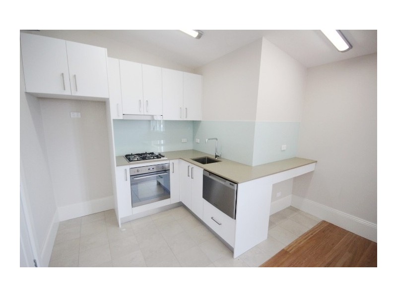 6/2 Victoria Square, Ashfield NSW 2131