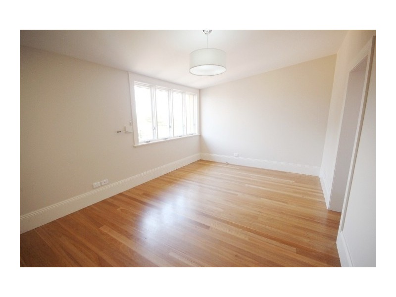 6/2 Victoria Square, Ashfield NSW 2131