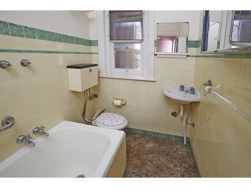 32 Nowranie Street, Summer Hill NSW 2130