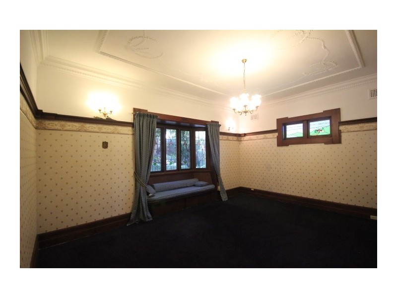 142 Victoria Street, Ashfield NSW 2131