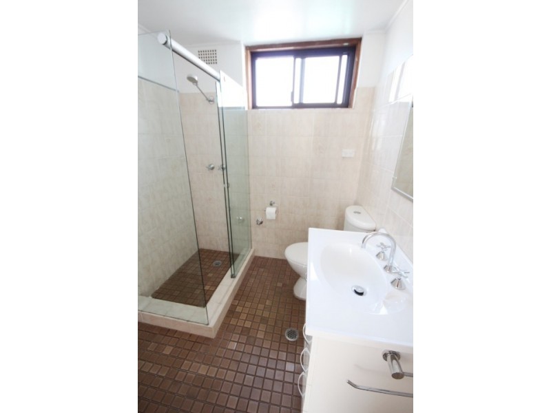 5/13 Ward Avenue, Canterbury NSW 2193