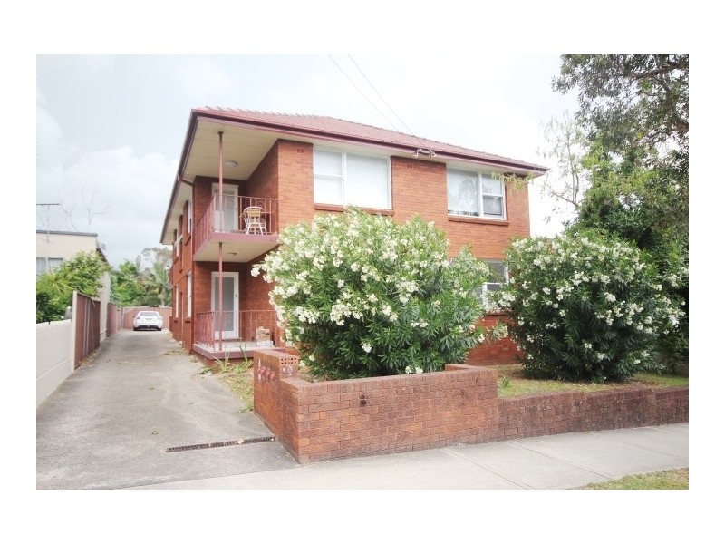 2/18 Queen Street, Ashfield NSW 2131