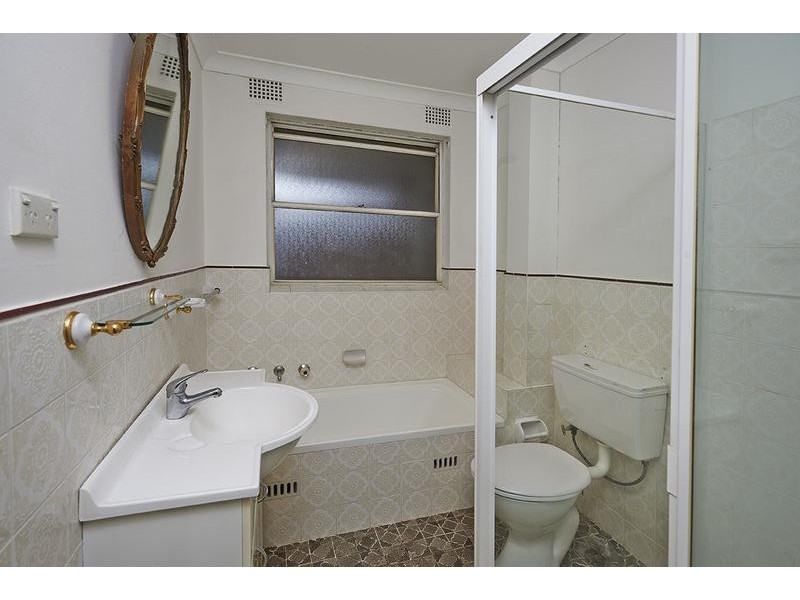 18/6-8 Gower Street, Summer Hill NSW 2130