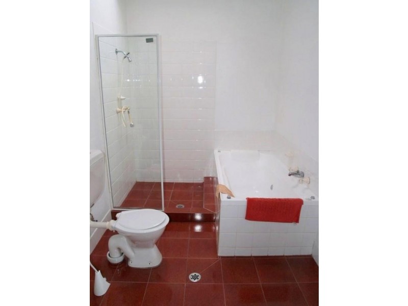 11 Victoria Sq, Ashfield NSW 2131