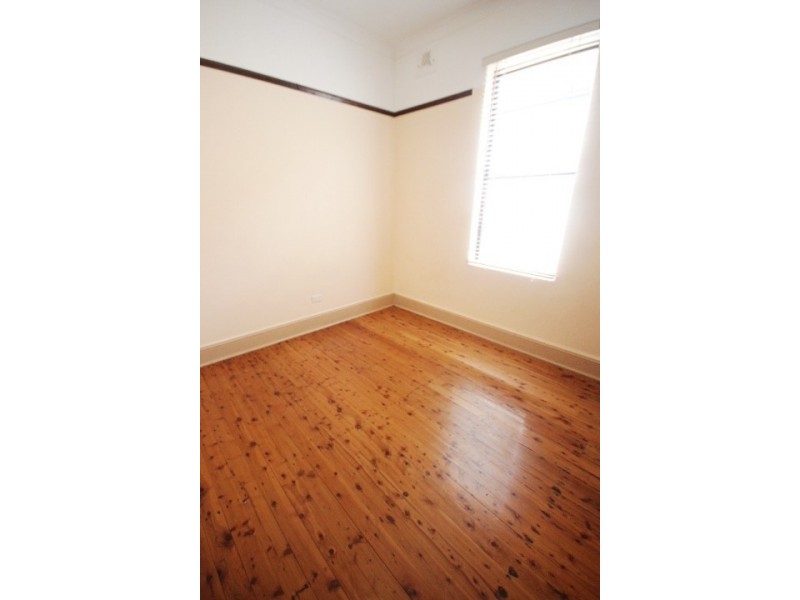 9 Ducross Street, Petersham NSW 2049