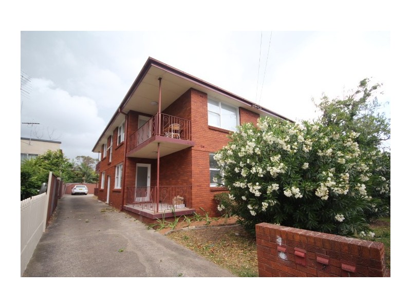 4/18 Queen Street, Ashfield NSW 2131