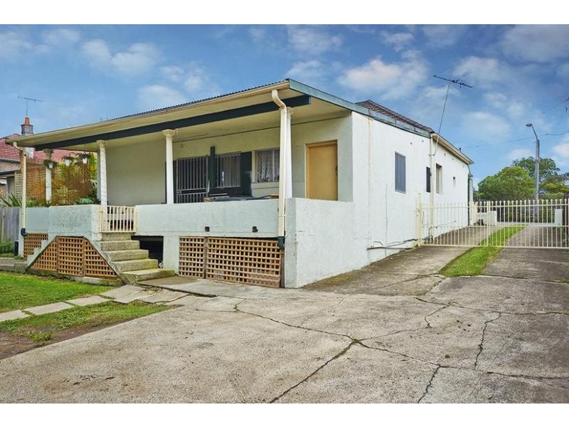 126 Carlton Crescent, Summer Hill NSW 2130