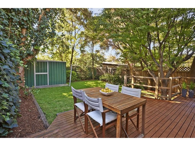 2 Service Avenue, Ashfield NSW 2131