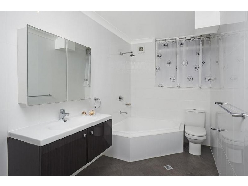 3/8 Tintern Road, Ashfield NSW 2131