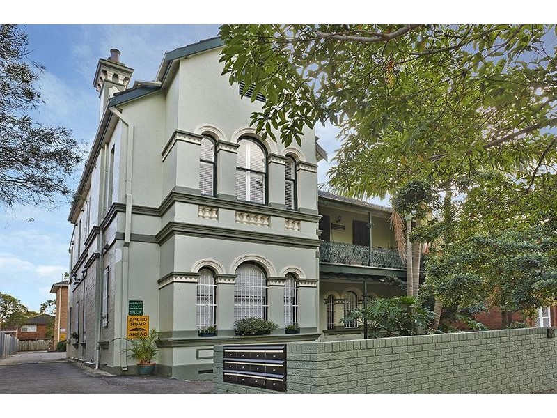 1/12 Cecil Street, Ashfield NSW 2131