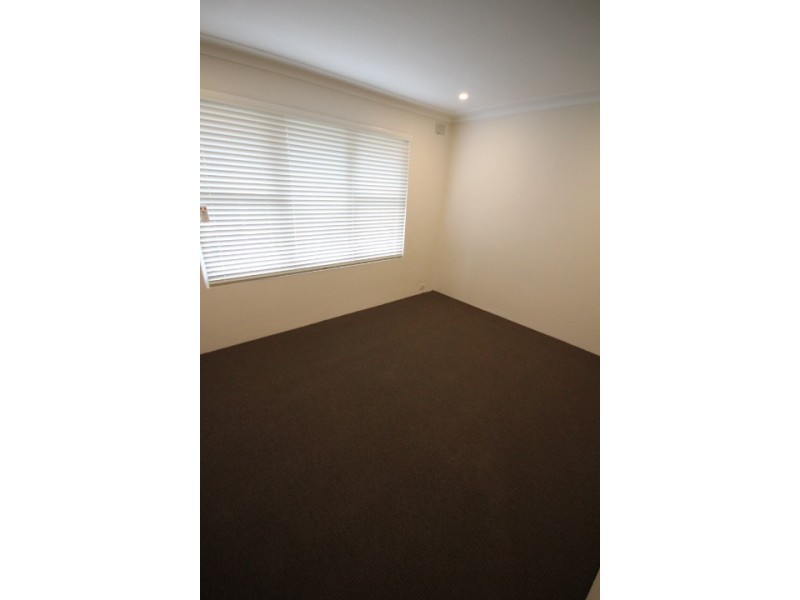 4/2B Woodcourt Street, Marrickville NSW 2204