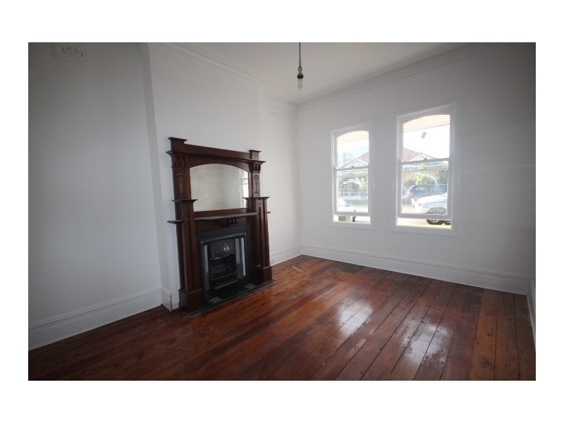 1/16 Francis Street, Marrickville NSW 2204