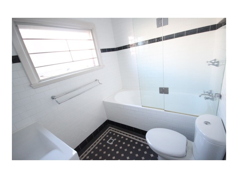 2a Charlecot Street, Dulwich Hill NSW 2203