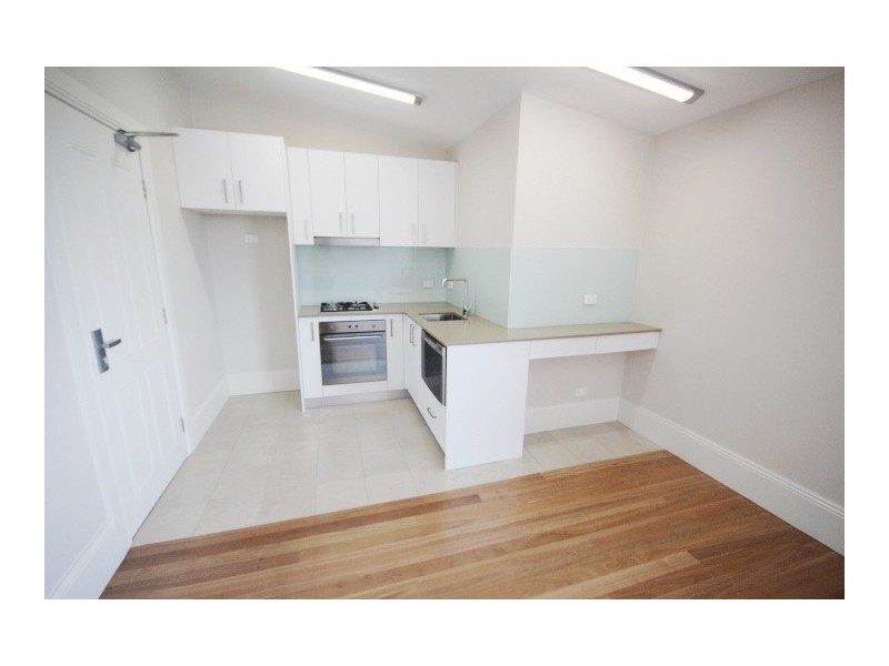 6/2 Victoria Square, Ashfield NSW 2131