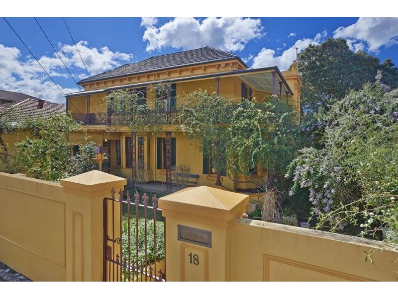 18 Julia Street, Ashfield NSW 2131