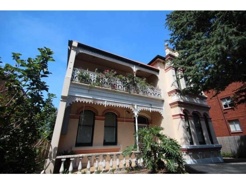 2/23 Chandos Street, Ashfield NSW 2131