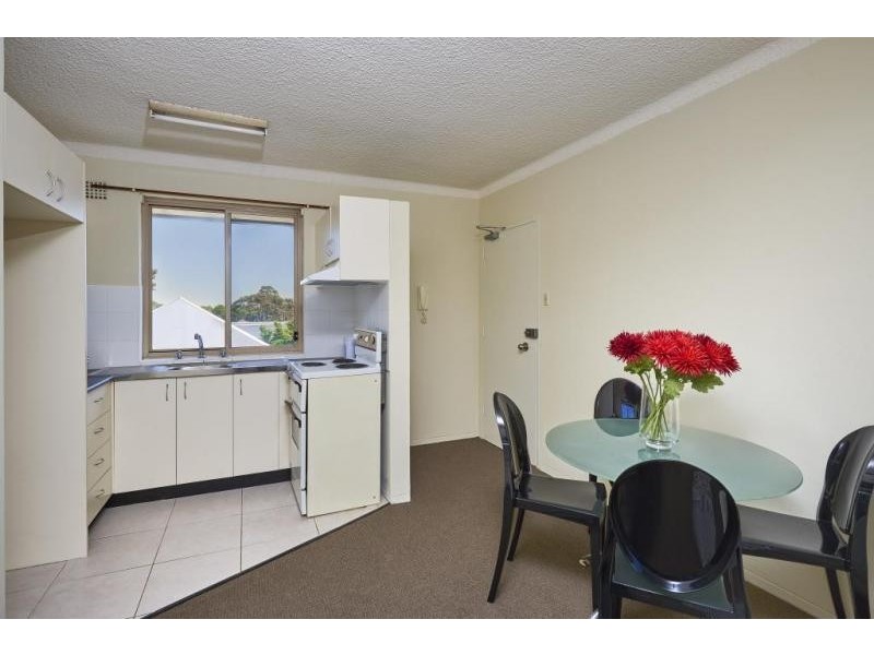 8/92 Moonbie Street, Summer Hill NSW 2130