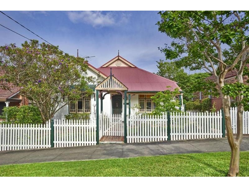 23 Service Avenue, Ashfield NSW 2131