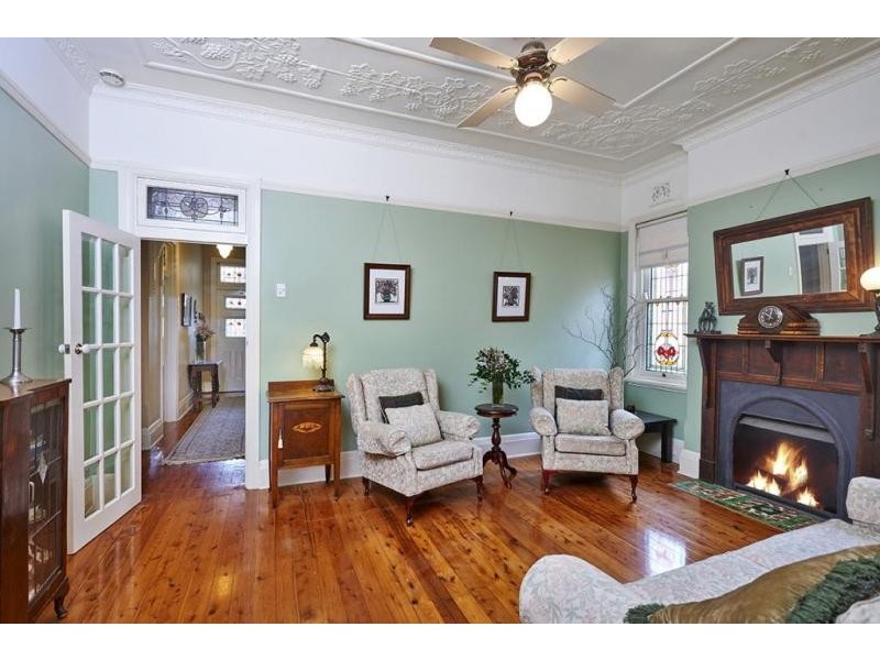 23 Service Avenue, Ashfield NSW 2131