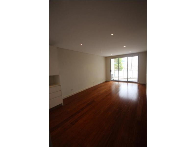 8/2 Toothill Street, Lewisham NSW 2049