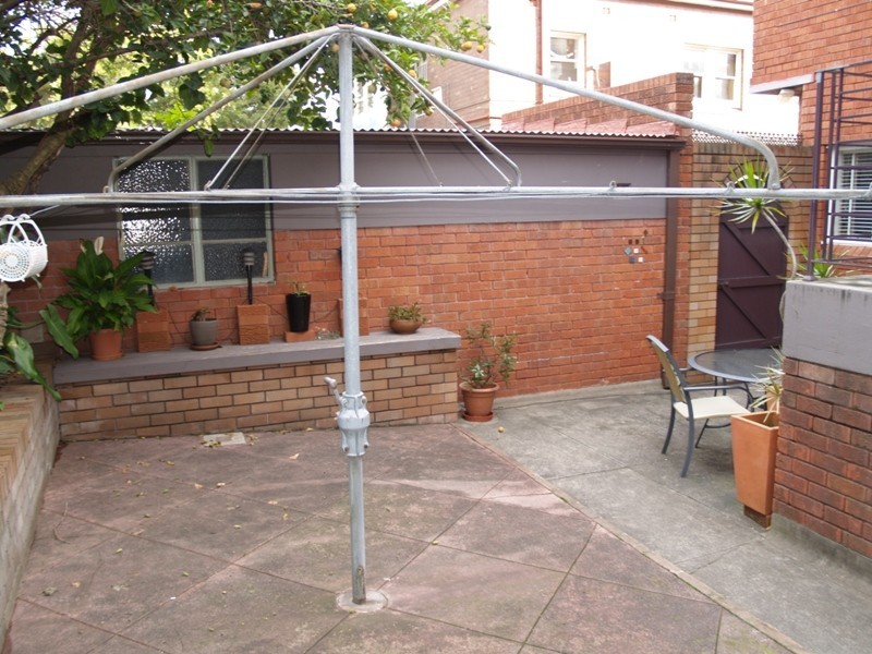 2/48 Hardy Street, Ashfield NSW 2131