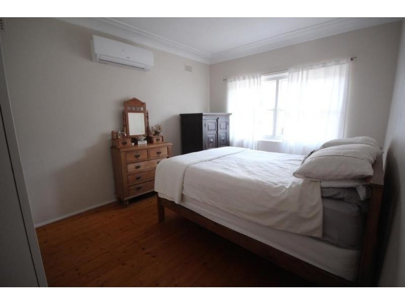 47 Windsor Road, Dulwich Hill NSW 2203