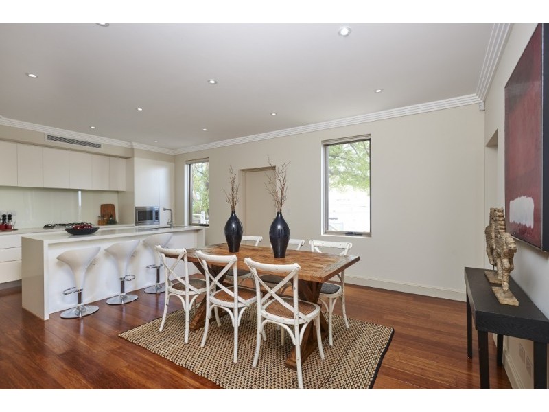 Terrace 2/2 Toothill Street, Lewisham NSW 2049