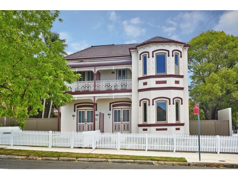 Terrace 2/2 Toothill Street, Lewisham NSW 2049