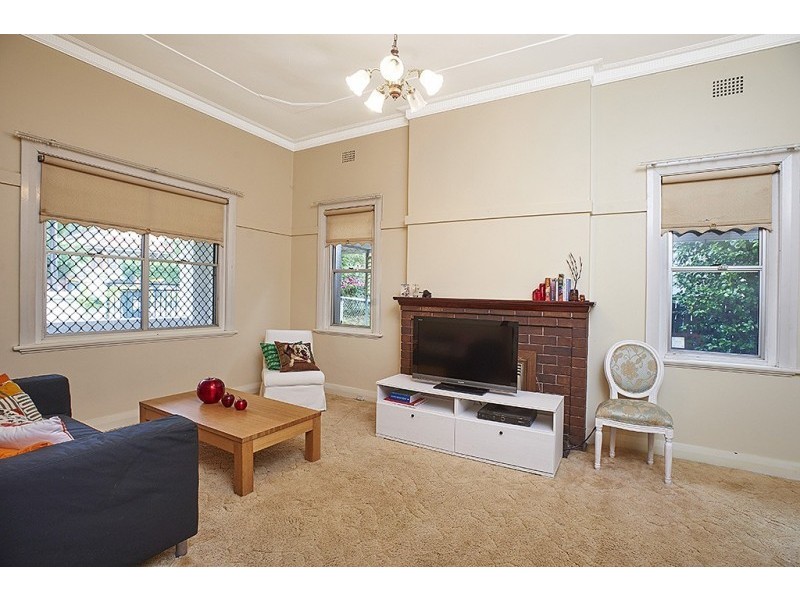 22 Arlington Street, Dulwich Hill NSW 2203
