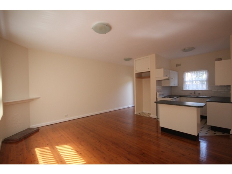 1/10 Albert Parade, Ashfield NSW 2131