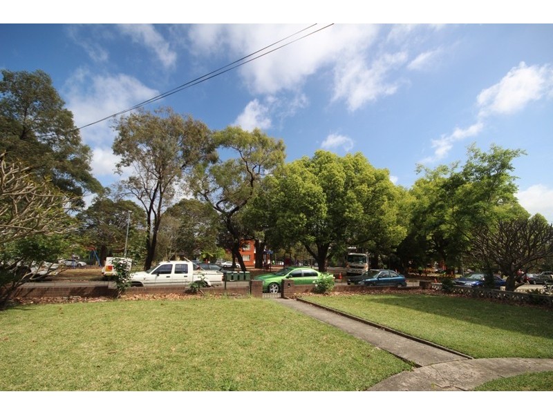 1/10 Albert Parade, Ashfield NSW 2131