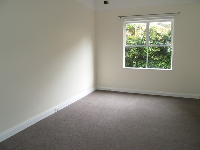 2/4 Henson Street, Summer Hill NSW 2130