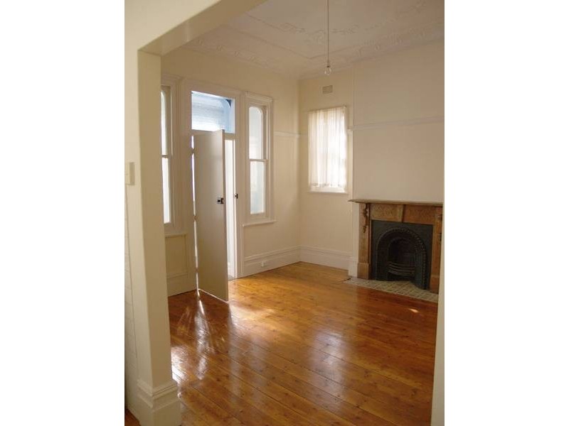 1/10 Oxford Street, Petersham NSW 2049