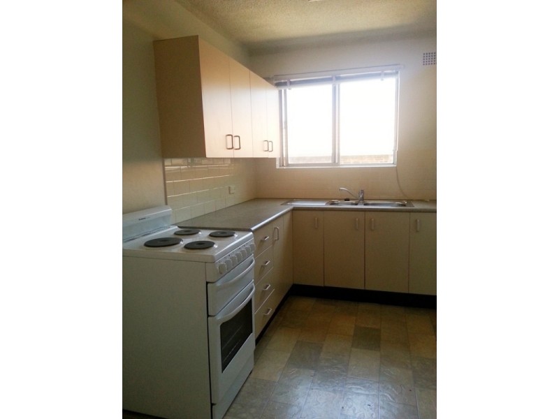 4/25 Western Crescent, Gladesville NSW 2111